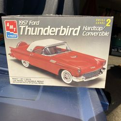 57 Ford Thunderbird 1:25 Model Kit