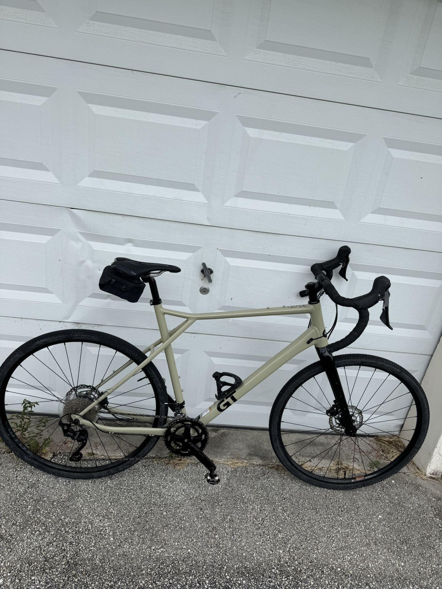 GT Grade Comp Gravel Bike