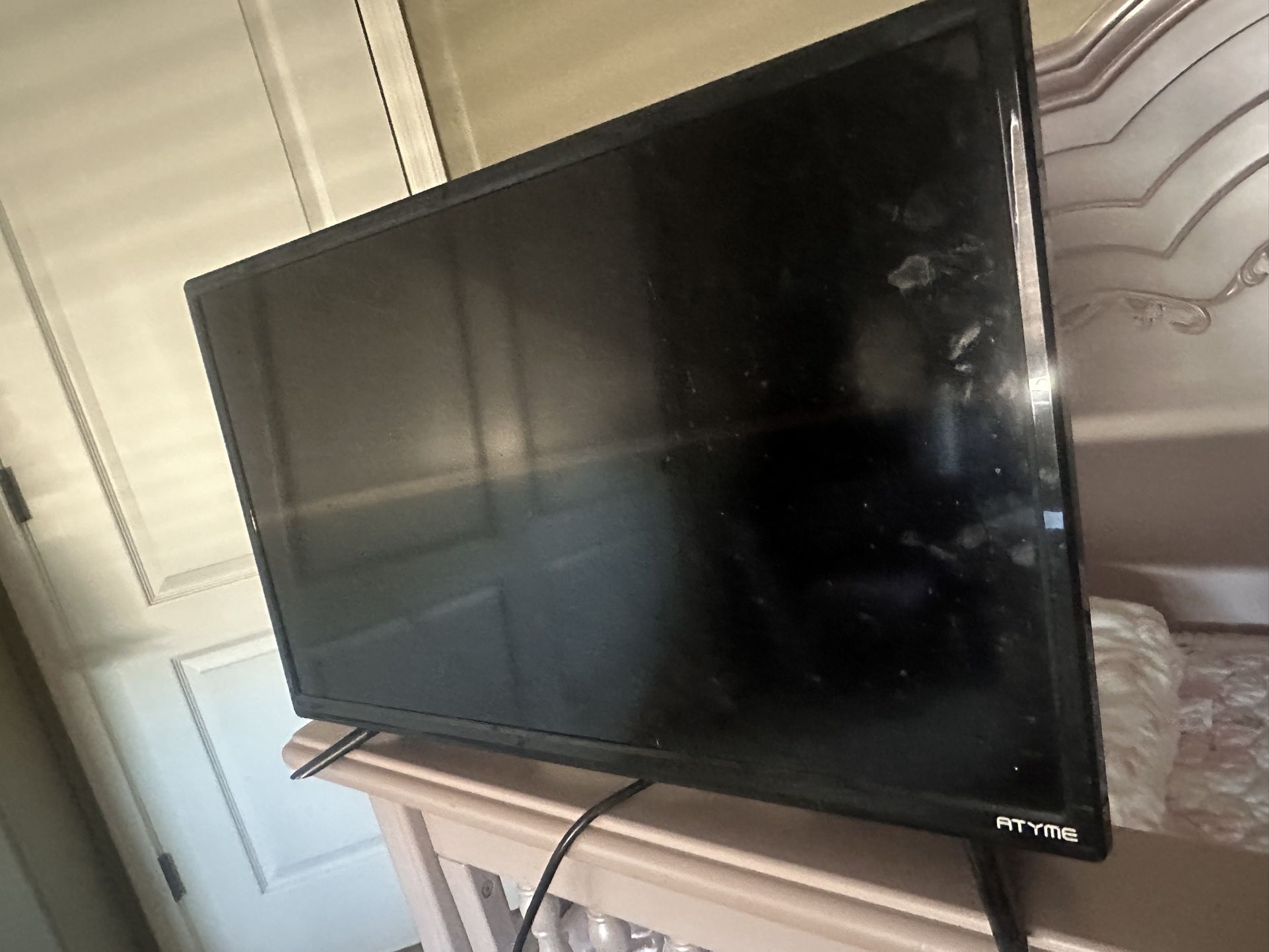 Small Tv