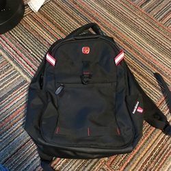 Black Swiss Gear Back Pack