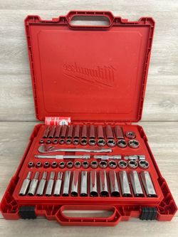 Milwaukee 3/8" Drive Ratchet & Socket Set 48-22-9008 (PO1021997)