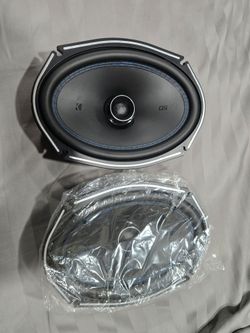 Kicker Q class 6x9