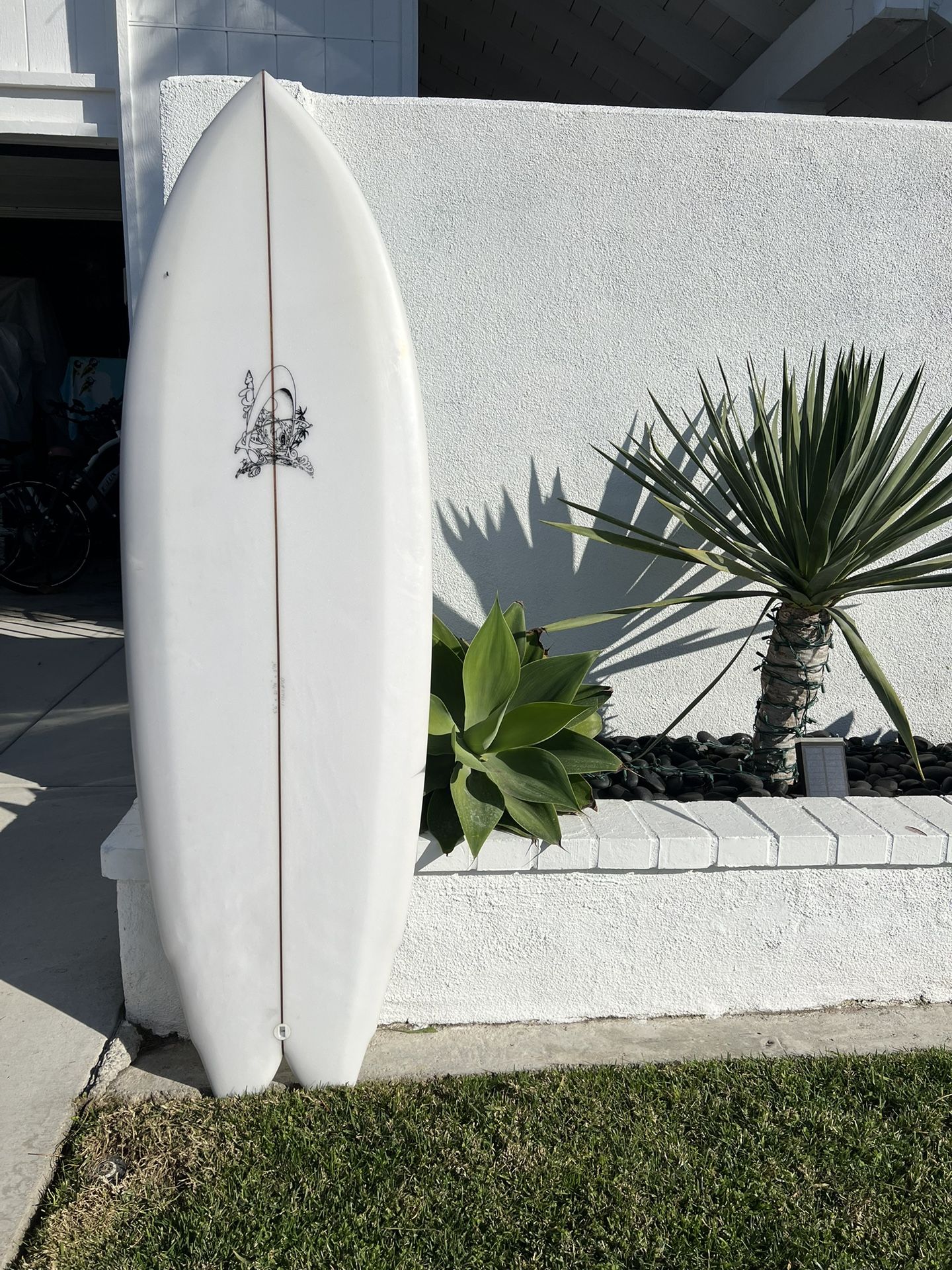 5'6” Pavel Rainbow Speed Dialer Quad / The Quan Surfboard