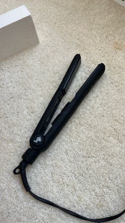 Hair straightener