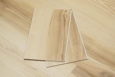 20MIL Waterproof Vinyl Flooring – MAPLE