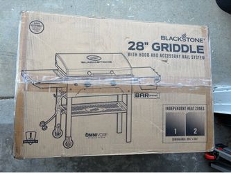 Black stone 28 inch griddle with hood unopened box