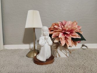 Praying Figurine