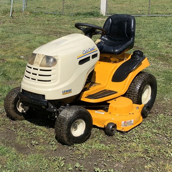 Cub Cadet 1050 mower for Sale in Olympia, WA OfferUp
