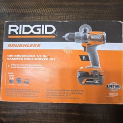 Ridgid 18V Brushless 1/2 IN Hammer Drill Driver Kit