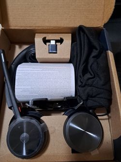 Poly Voyager 4320 UC Bluetooth Headset
