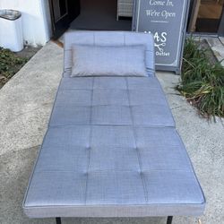 Brand New Multi Use Ottoman Sofa Bed Chair Recliner (4 color) 