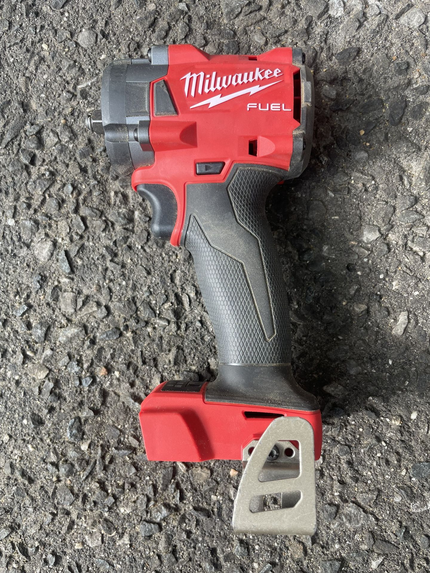 Milwaukee M18 Fuel 3/8 Compact Impact Wrench
