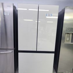 SMART SAMSUNG 3 DOOR REFRIGERATOR  WITH  BOTTOM FREEZER ONE YEAR WARRANTY  1 AÑO DE  GARANTIA  POR  ESCRITO  