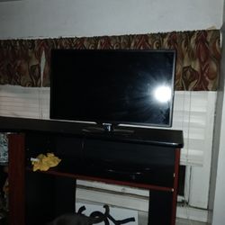 TV 32 Inch