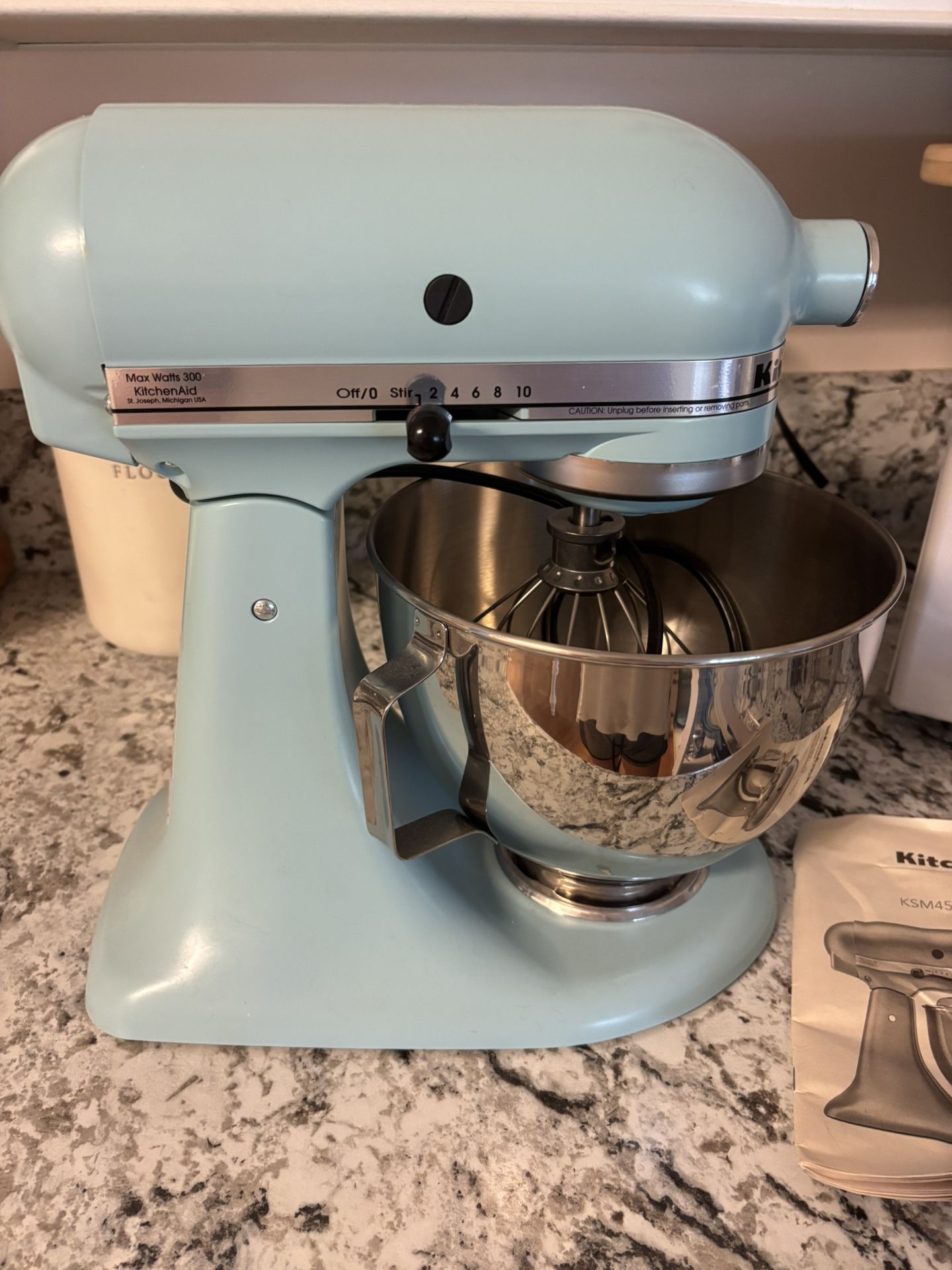 KitchenAid Artisan Series 5 Quart Stand Mixer