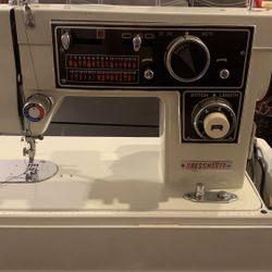  Precision Sewing Machine Dressmaker S-3000 (Deluxe ZigZag)