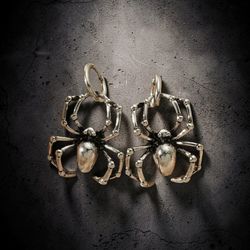 metalic spider earing silver