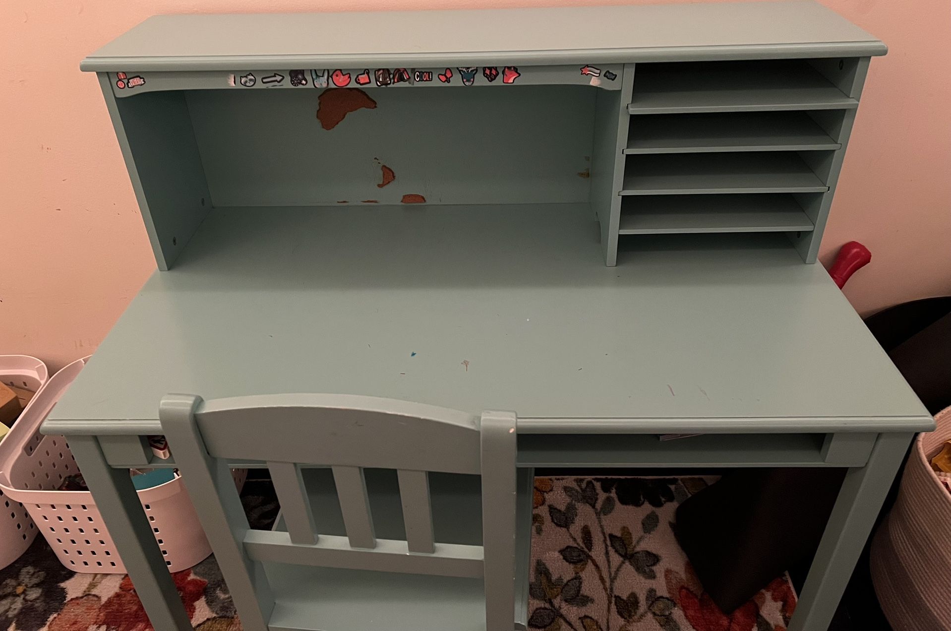 Kids Desk & Chair
