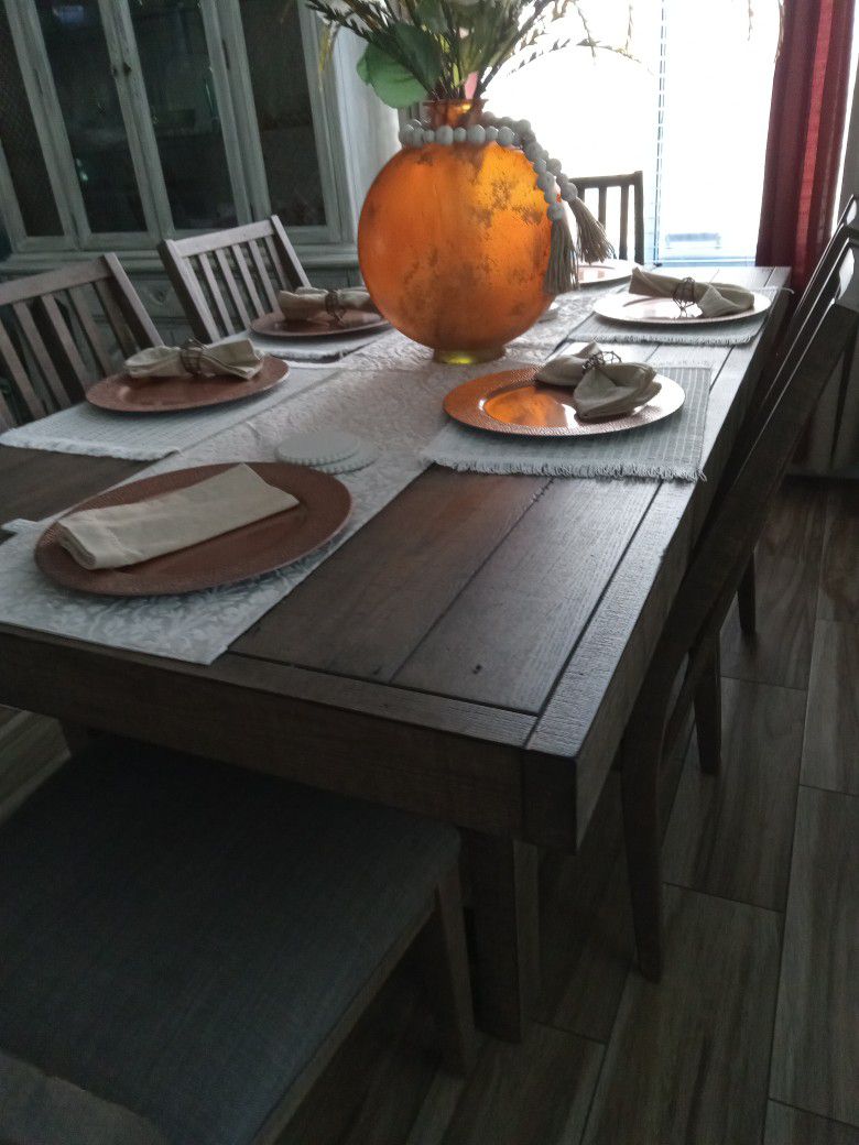 Kitchen Table N 6 Chairs 