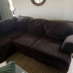 Couch In Surprise About 95x 118