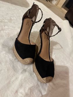 Ladie’s Shoes