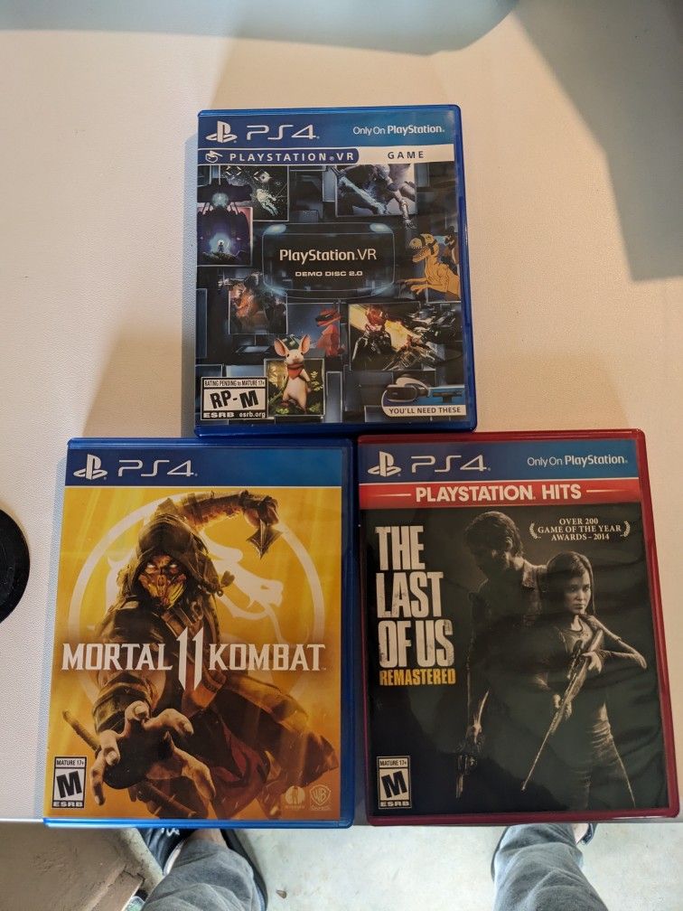 PS4 Game Bundle – Mortal Kombat 11, The Last of Us Remastered, PlayStation VR Demo Disc