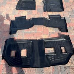 Chevy Suburban/tahoe    Floor Mats 2015/2020 