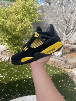Jordan 4 Yellow Thunder (Read Description) 