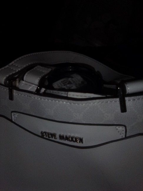 Steve Madden Handbag & Tote