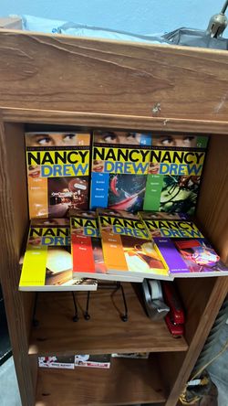 Nancy Drew Girl Detective Book Lot – 7 Books