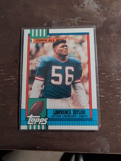 1990 Topps football number 52 Lawrence Taylor