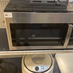 Microwave Oven 