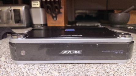Alpine 600 watt PDX 1 (4 Channel) Amplifier