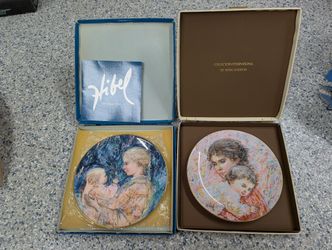 Vintage 1975 Royal Doulton By Edna Hibel 8" Signed Plates Set of 2
