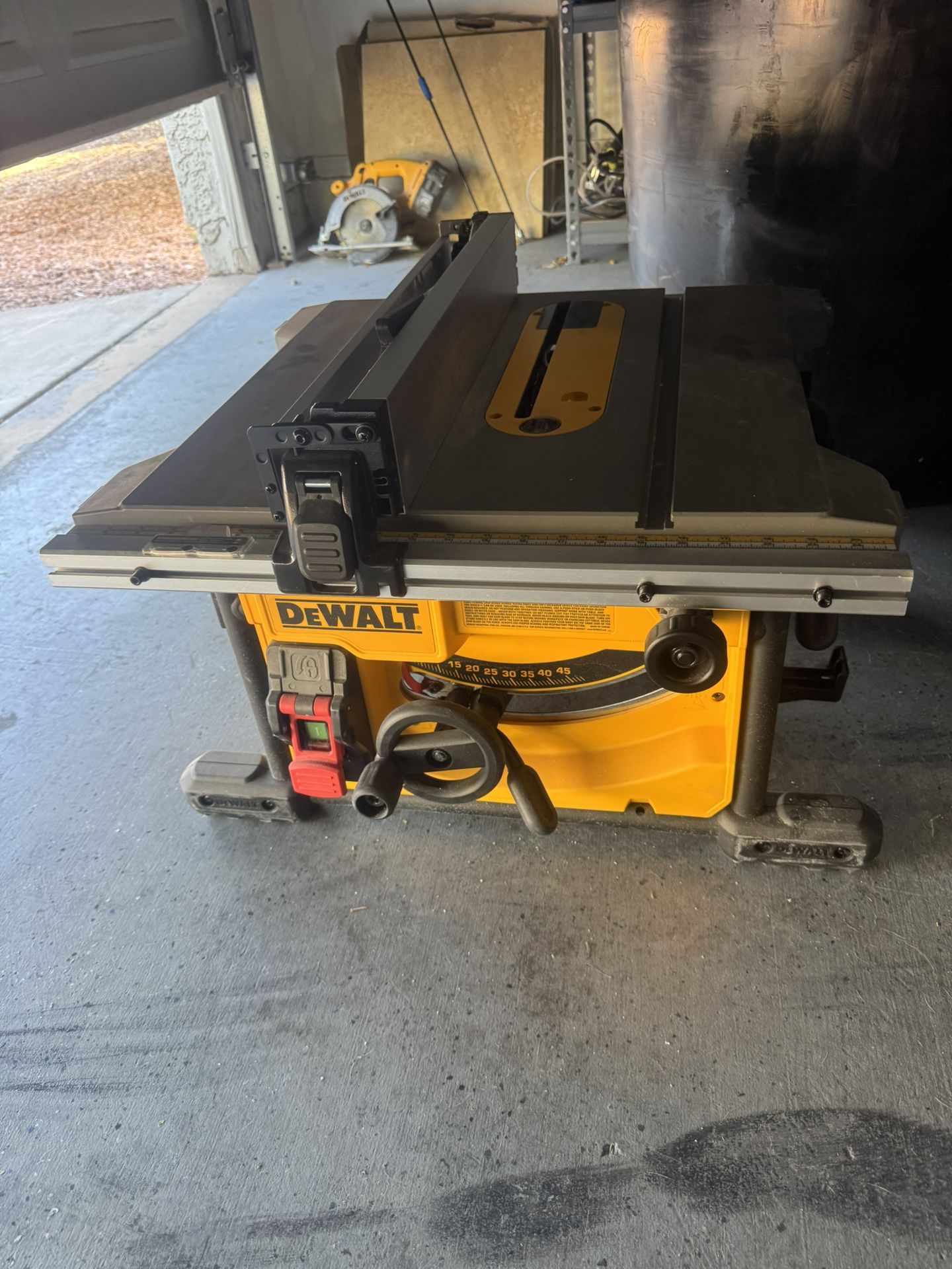 Dewalt Table Saw