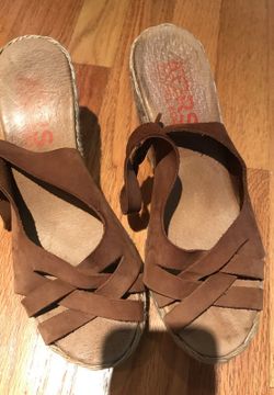 Michael Kors KORS tobacco suede wedge
