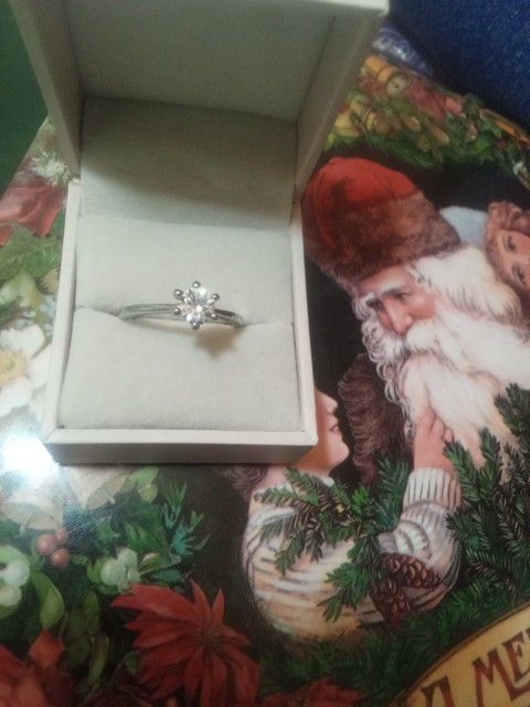 New Women's Engagement/Wedding Ring Round Cz, 3 Kt, Plated With White Gold Sz 8 Cash