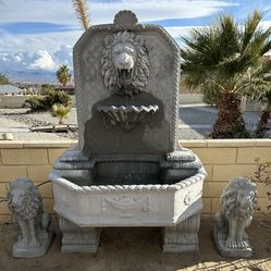 New Fountain With 2 Lions Made Out Of Cement Perfect Gift 🎁 
