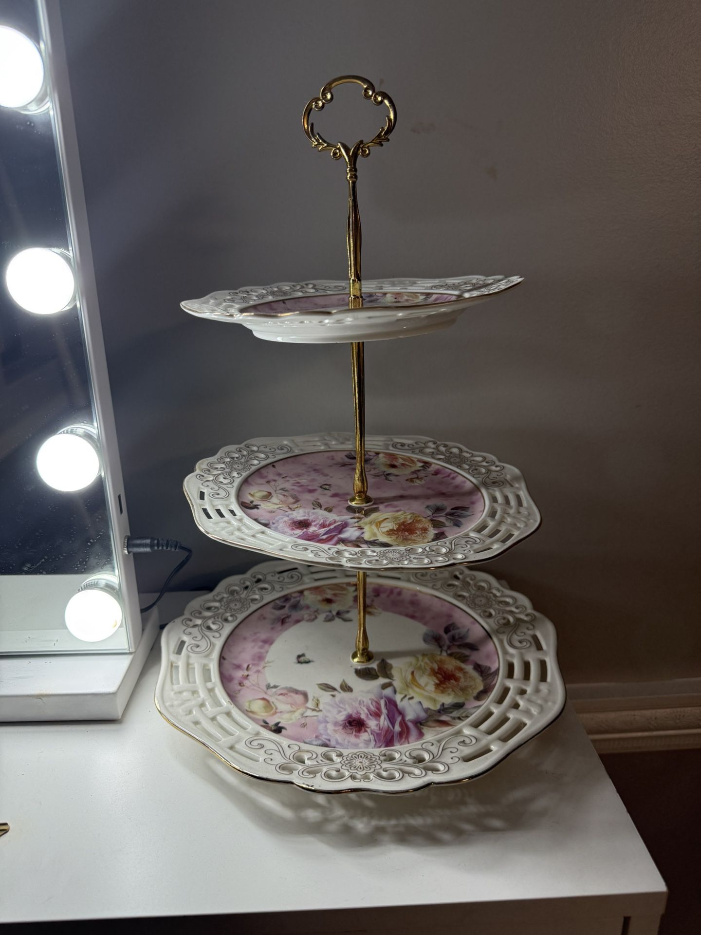 Floral Cup Cake Stand
