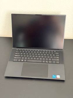 Dell XPS 15 9520 15.6" i5 16GB 512GB Laptop