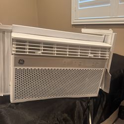 8,500 BTU WINDOW AC