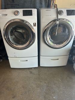 🔥 Samsung Front-Load Washer & Dryer Set + Pedestals – Excellent Condition – Must Go!