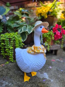 Porch Goose