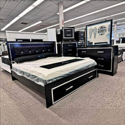 Kaydell Black LED Footboard Storage Platform Bedroom Set