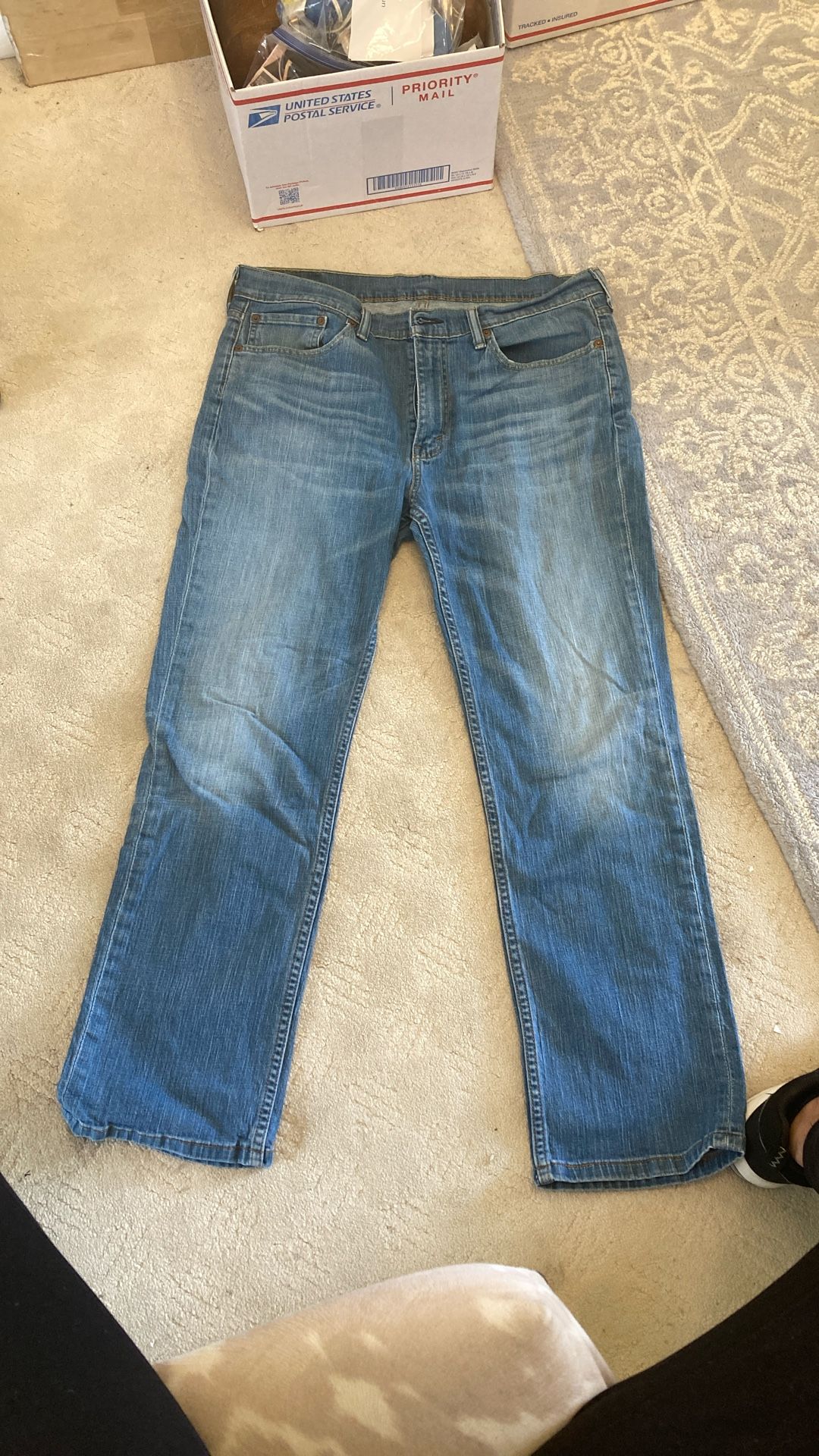 Levi Relaxed Fit 36x30 (OJ)