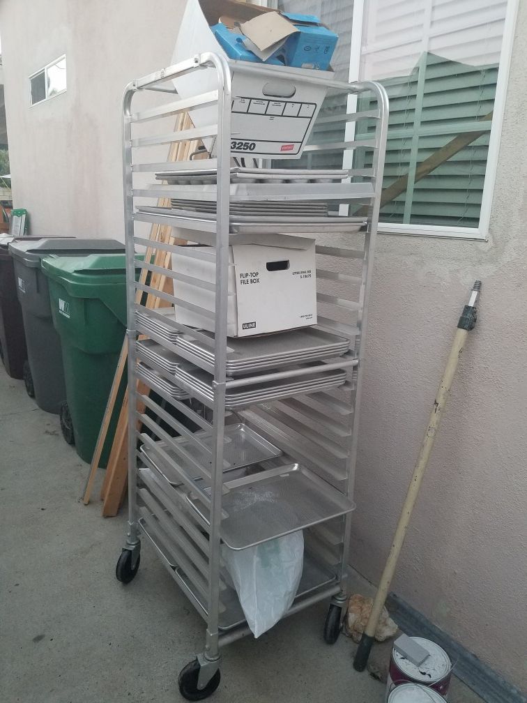 Bakers rack with trays