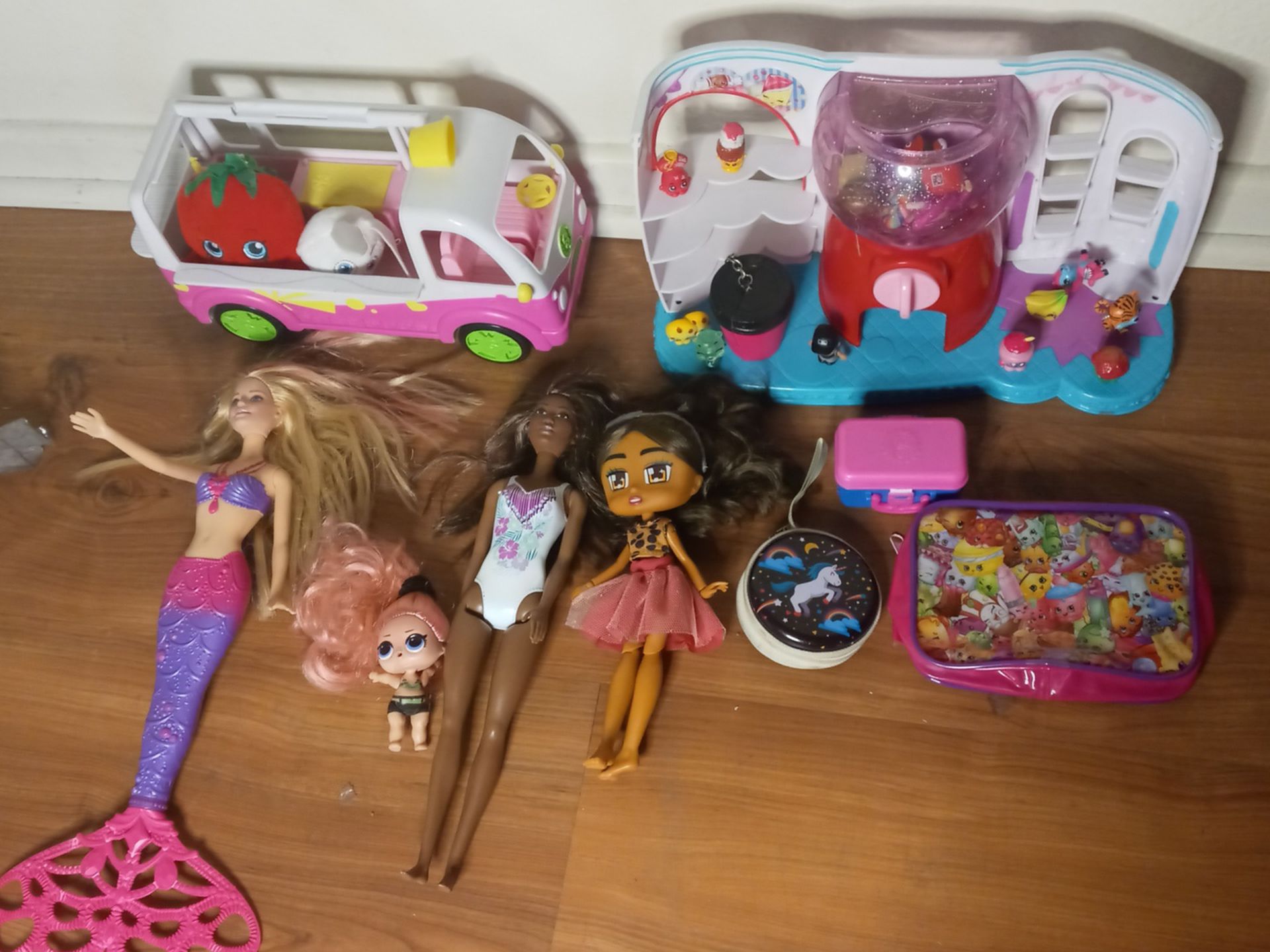 Girls Toys Mermaid Barbies And Shopkins
