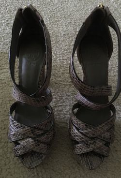 Tory burch pump shoes 9