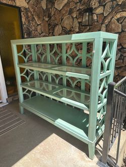 Dresser Hutch