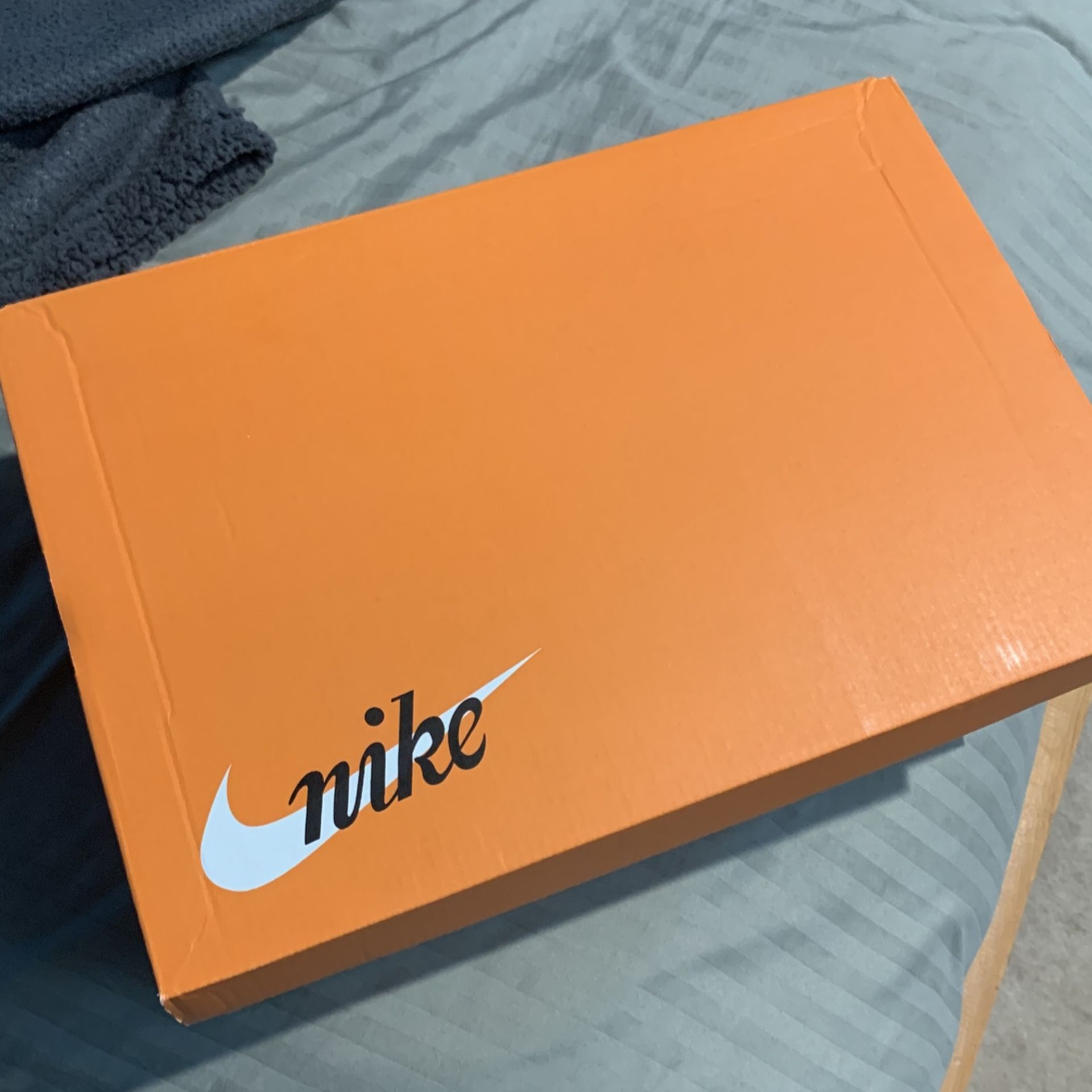 Cool Nike Box